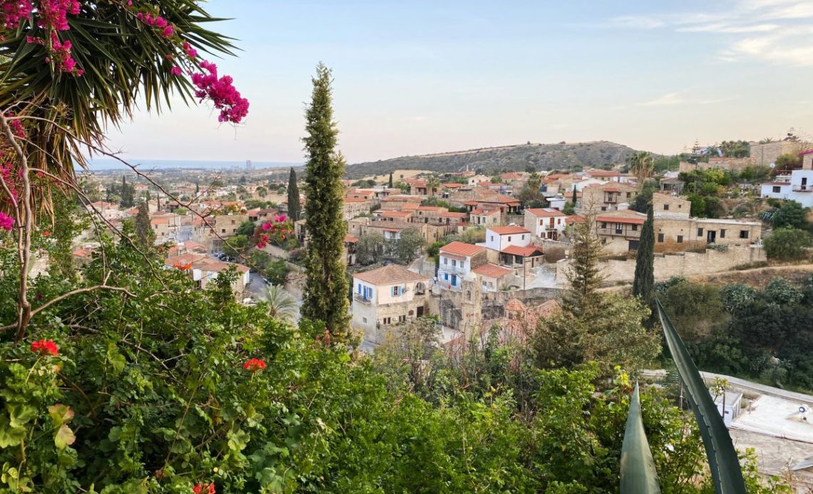 mieszkanie na cyprze